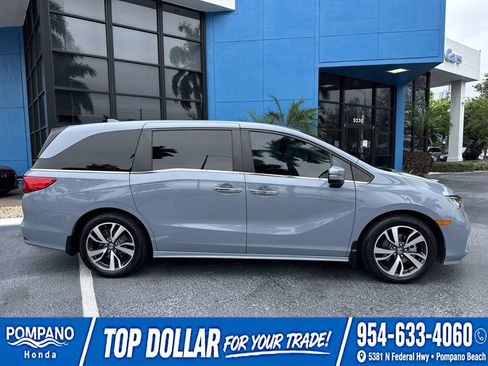Used 2024 Honda Odyssey Touring image 4