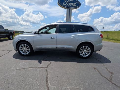 Used 2017 Buick Enclave Premium FWD image 7