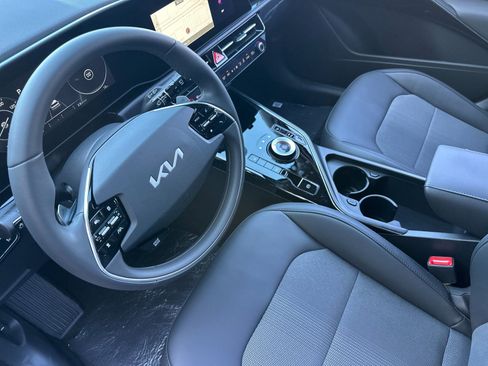 New 2026 Kia Niro Wind image 10