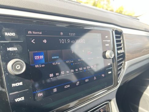 Used 2022 Volkswagen Atlas SE image 13