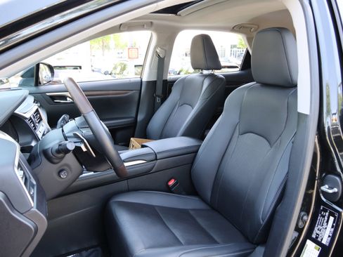 Used 2022 Lexus RX 350 FWD w/ Premium Package image 34