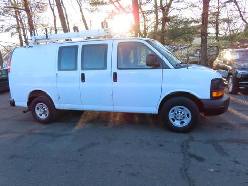 Used 2013 Chevrolet Express 2500 image 6