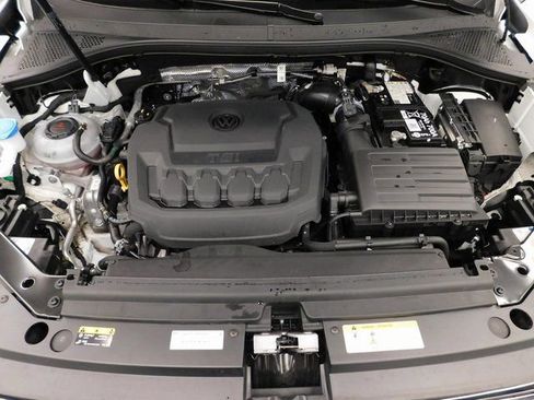 Used 2024 Volkswagen Tiguan S image 41