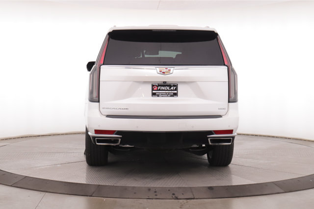 Used 2022 Cadillac Escalade Luxury w/ LPO, Floor Liner Package AWD/4WD image 11