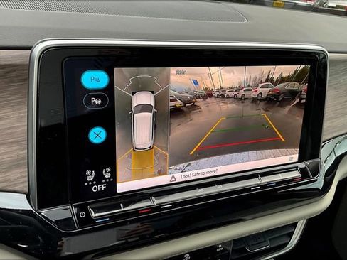 New 2025 Volkswagen Atlas SEL Premium R-Line image 21