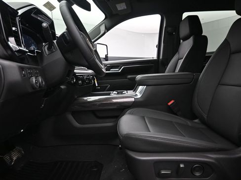 New 2026 Chevrolet Silverado 2500 LTZ image 13