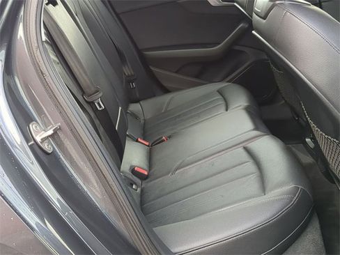 Used 2017 Audi A4 2.0T Premium image 18