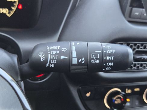 Used 2024 Honda HR-V Sport image 18