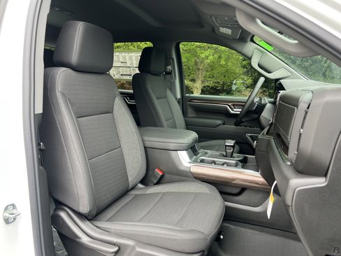 New 2026 Chevrolet Silverado 1500 RST image 33