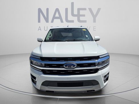 Used 2022 Ford Expedition Limited AWD/4WD image 7