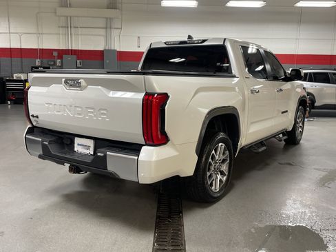 Used 2024 Toyota Tundra Limited w/ Power Package AWD/4WD image 10