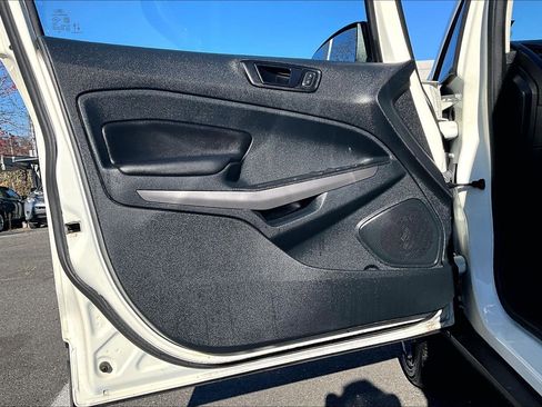 Used 2022 Ford EcoSport SES image 22