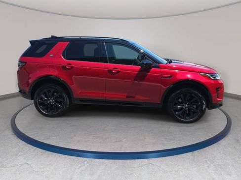 Used 2025 Land Rover Discovery Sport Dynamic SE AWD/4WD image 5
