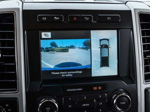 Used 2019 Ford F250 Lariat w/ Lariat Ultimate Package AWD/4WD image 25