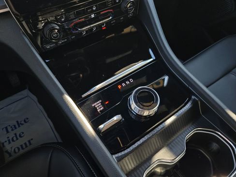 Used 2025 Jeep Grand Cherokee L Limited image 25