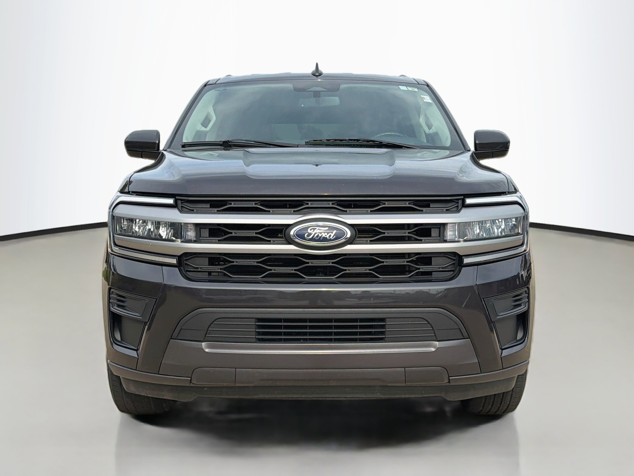 Used 2024 Ford Expedition Max XLT AWD/4WD image 5