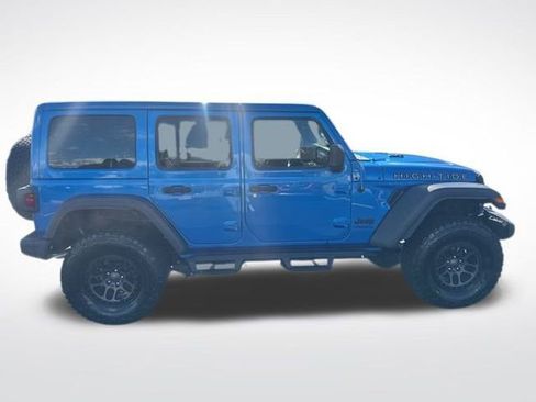 Used 2022 Jeep Wrangler Unlimited Sport image 8