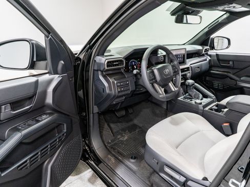 Used 2026 Toyota 4Runner SR5 image 12