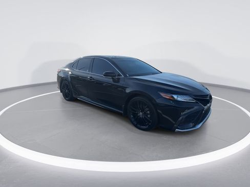 Used 2024 Toyota Camry XSE w/ Navigation Package image 2