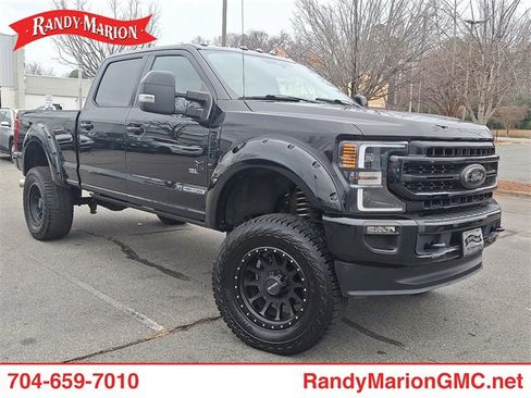 Used 2020 Ford F250 Lariat image 2