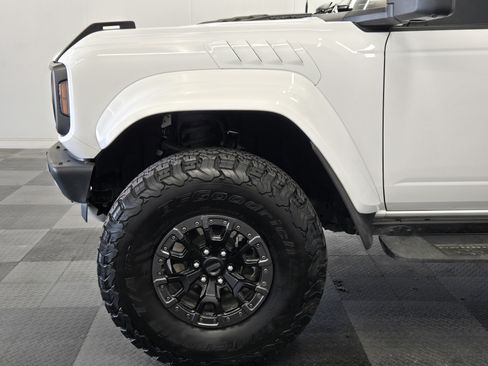 Certified 2025 Ford Bronco Raptor w/ Interior Carbon Fiber Pack AWD/4WD image 9