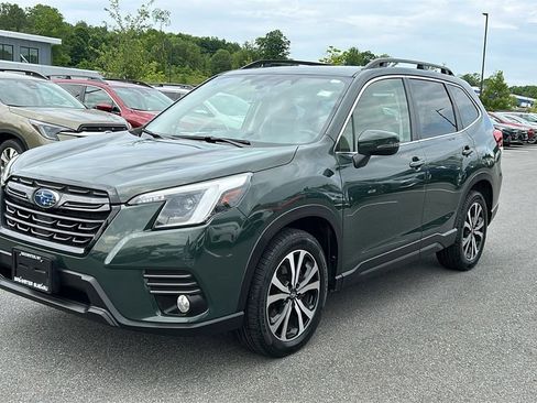 Certified 2023 Subaru Forester Limited AWD/4WD image 3