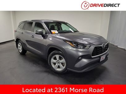 Used 2024 Toyota Highlander LE