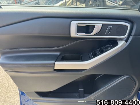 Used 2022 Ford Explorer XLT w/ Equipment Group 202A AWD/4WD image 27