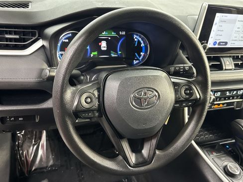 Used 2024 Toyota RAV4 LE AWD/4WD image 28