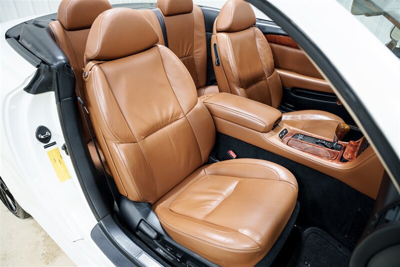 Used 2005 Lexus SC 430 Convertible RWD image 27