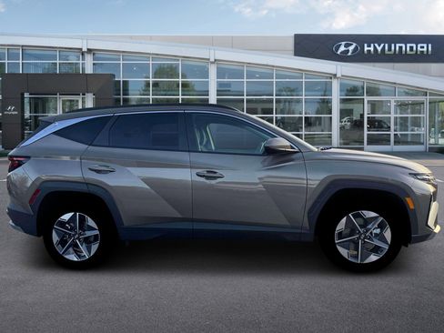 New 2026 Hyundai Tucson SEL image 9