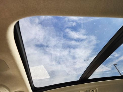 New 2026 Volvo XC40 B5 Plus w/ Protection Package Premier image 24