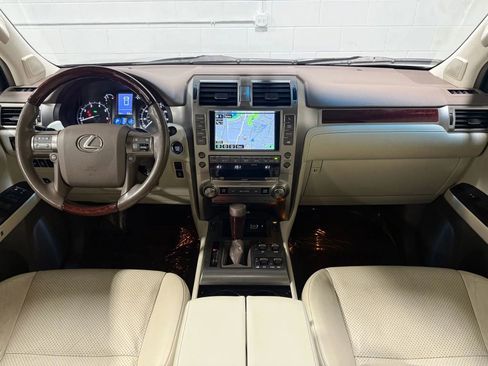 Used 2017 Lexus GX 460 Luxury image 20