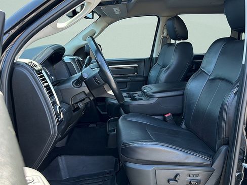Used 2018 RAM 2500 Laramie w/ Sport Appearance Group AWD/4WD image 25