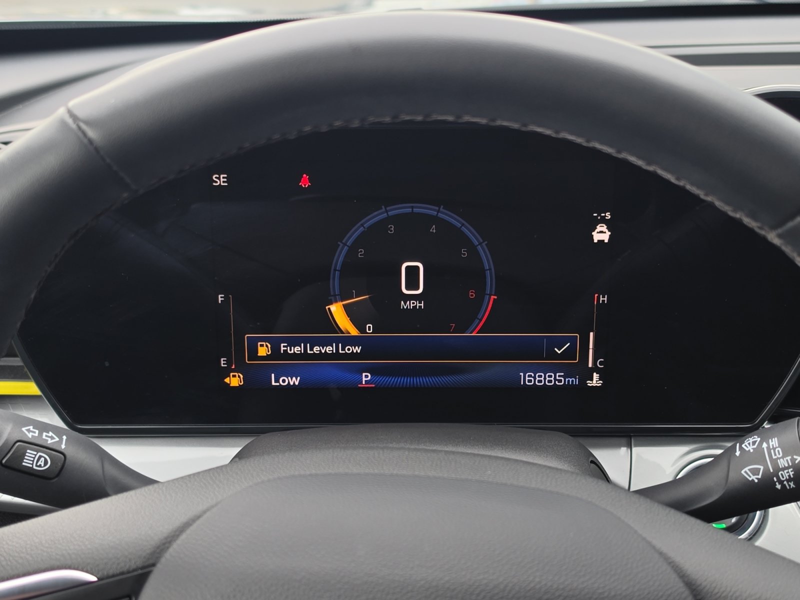 Used 2025 Chevrolet Trax LT w/ Driver Confidence Package FWD image 13