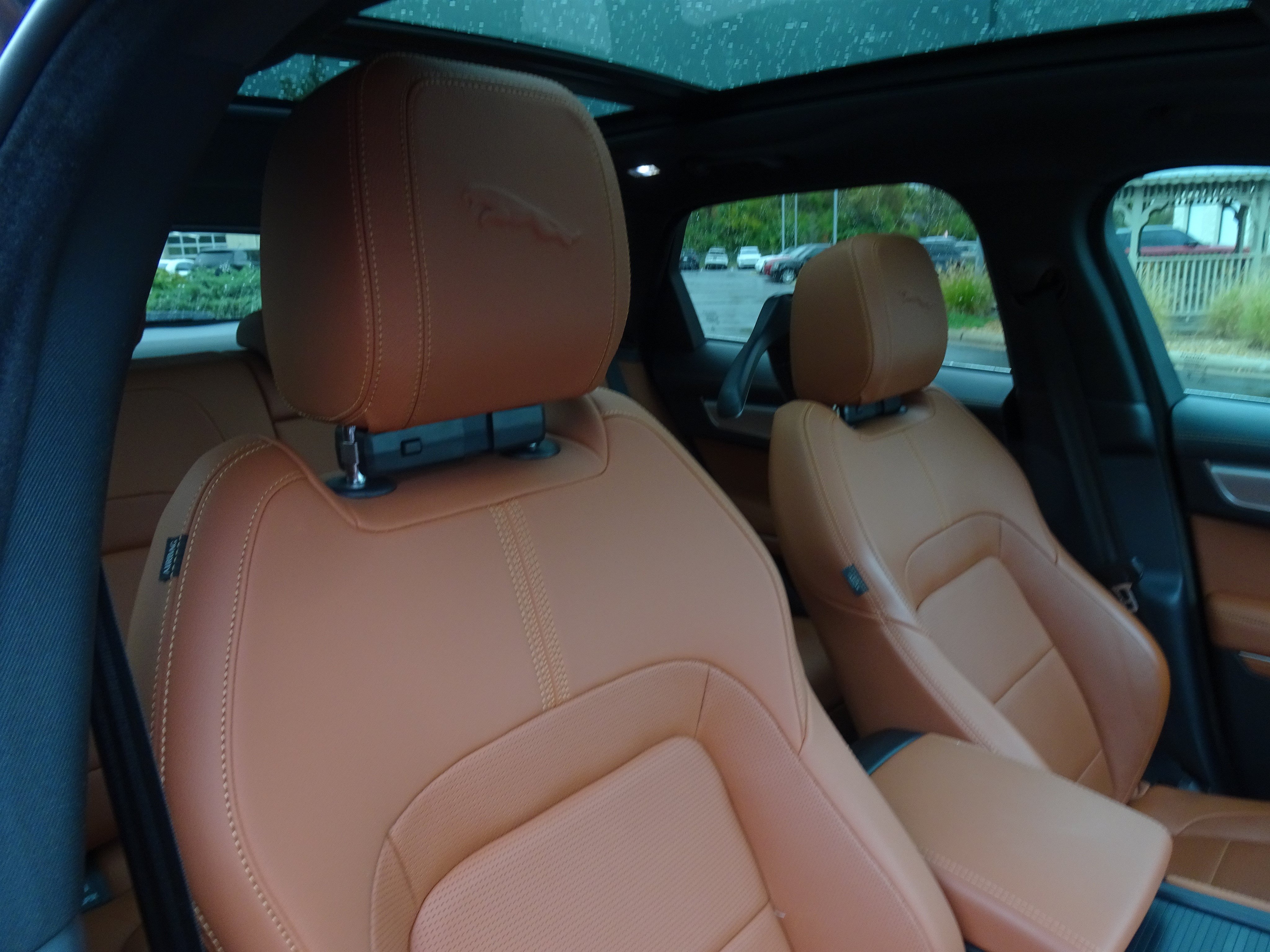 Certified 2023 Jaguar F-PACE R-Dynamic S AWD/4WD image 26