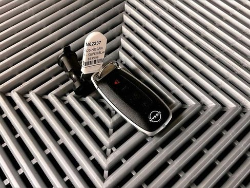 New 2025 Nissan Versa SV w/ Trunk Package image 12