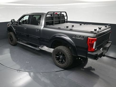 Used 2018 Ford F250 Lariat w/ Lariat Ultimate Package AWD/4WD image 53