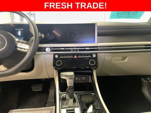 Used 2025 Hyundai Tucson SEL FWD image 25