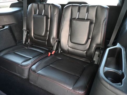 Used 2018 Ford Explorer Sport w/ Equipment Group 401A AWD/4WD image 21