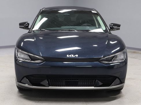 Used 2022 Kia EV6 Wind image 12