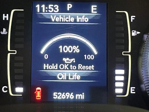 Used 2020 Jeep Cherokee Latitude Plus w/ Cold Weather Group image 6