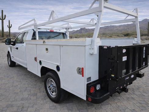 Used 2022 Ford F350 XL w/ Power Equipment Group image 4