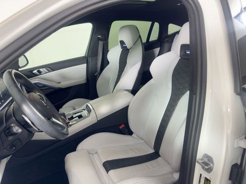 Used 2023 BMW X6 M image 6