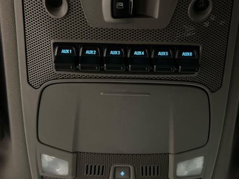 Used 2017 Ford F250 Lariat w/ Lariat Ultimate Package AWD/4WD image 18