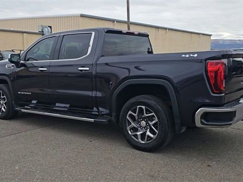 Used 2023 GMC Sierra 1500 SLT w/ SLT Premium Package image 6