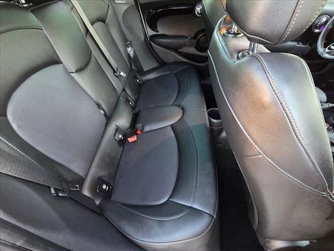 Used 2020 MINI Cooper S image 19