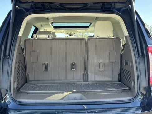 Used 2022 GMC Yukon Denali image 33