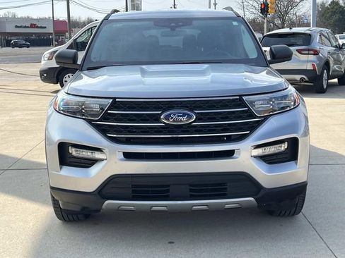 Certified 2023 Ford Explorer XLT w/ Equipment Group 202A image 6