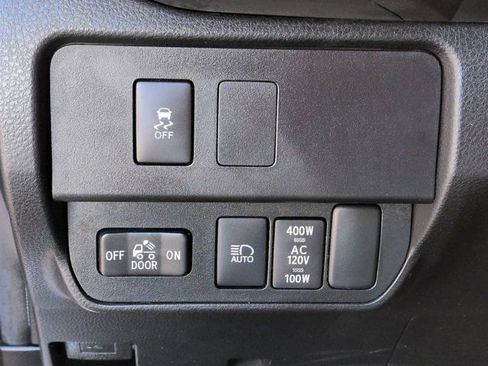 Certified 2023 Toyota Tacoma TRD Sport image 26